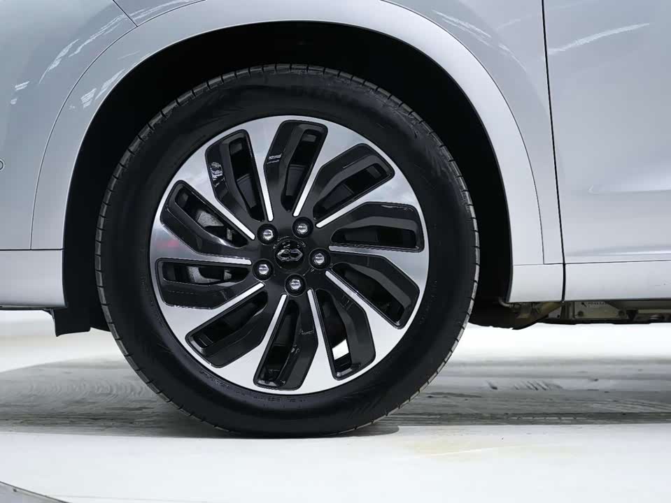 AITO Ask the world M7