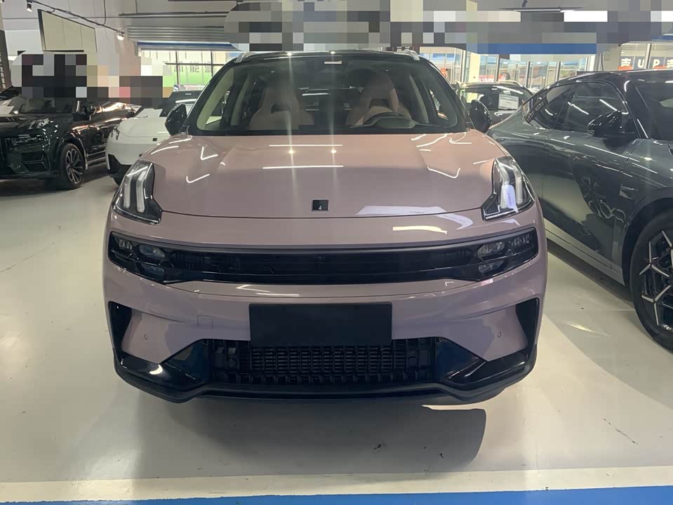 Lynk & Co 06 Lynk & Co 06