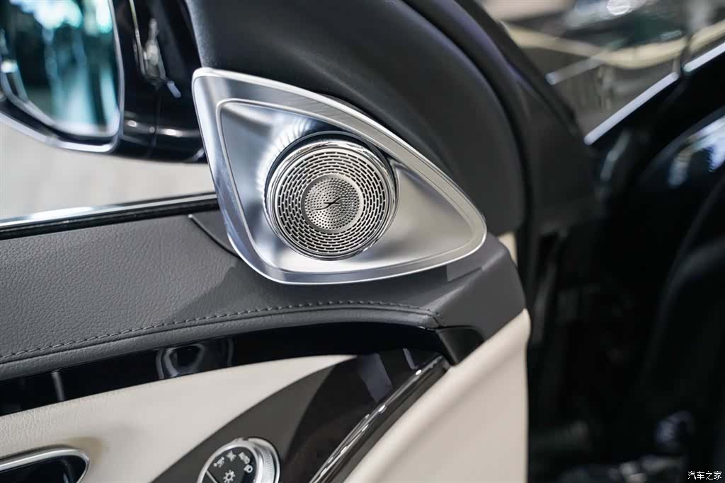 Maybach S-Class, 2024 6
