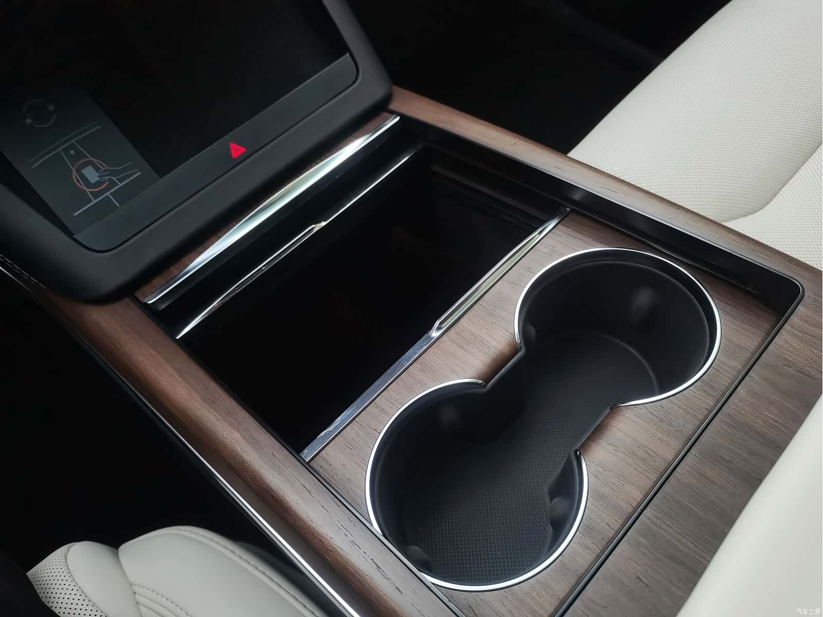 Tesla Model X, 2023 24