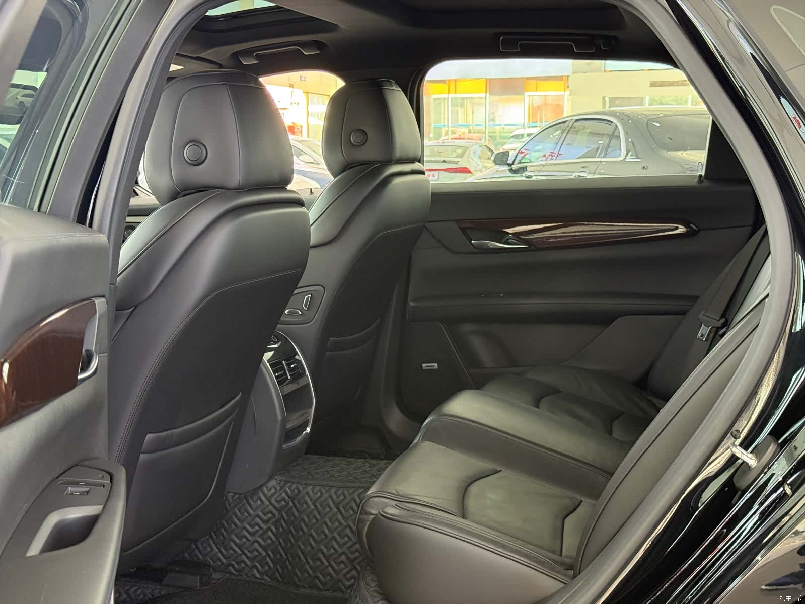 Cadillac CT6, 2018 все фото