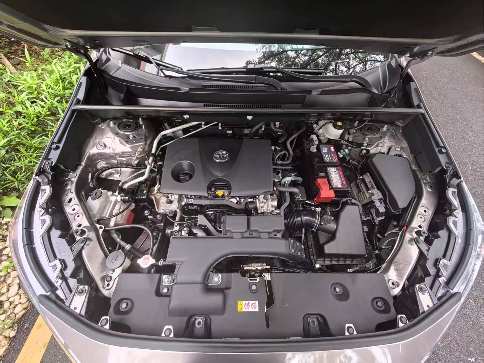 Toyota RAV4, 2020 11