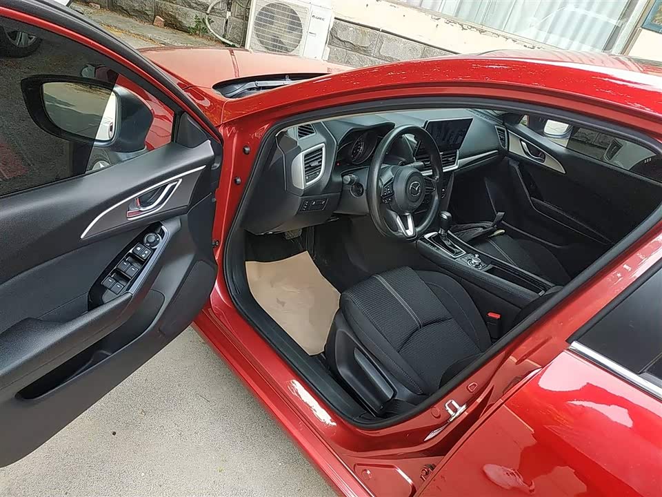 Mazda 3 Angkesaila Mazda 3 Angkesaila