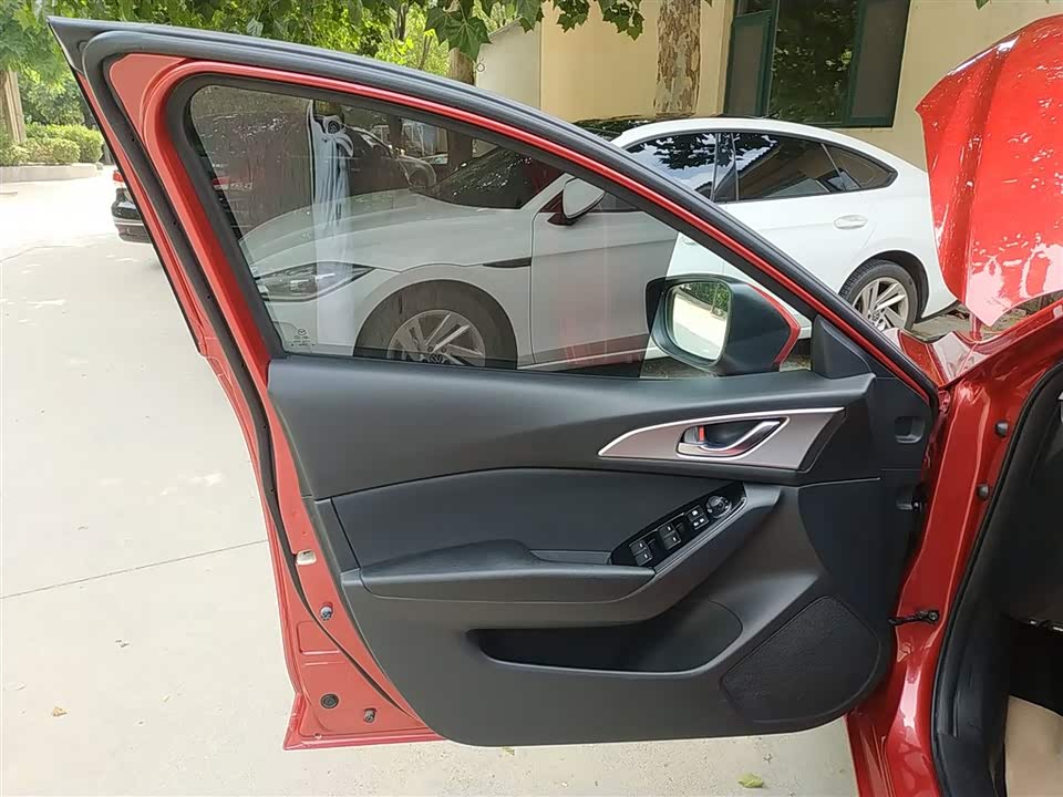 Mazda 3 Angkesaila Mazda 3 Angkesaila