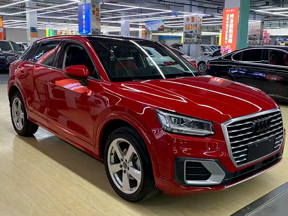 Audi Q2L