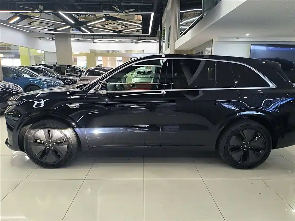 Li Auto Ideal L6