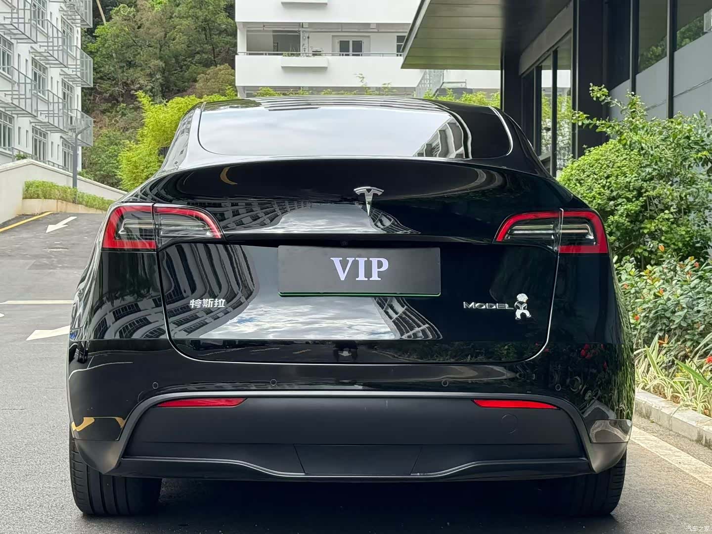 Tesla Model Y, 2022 15
