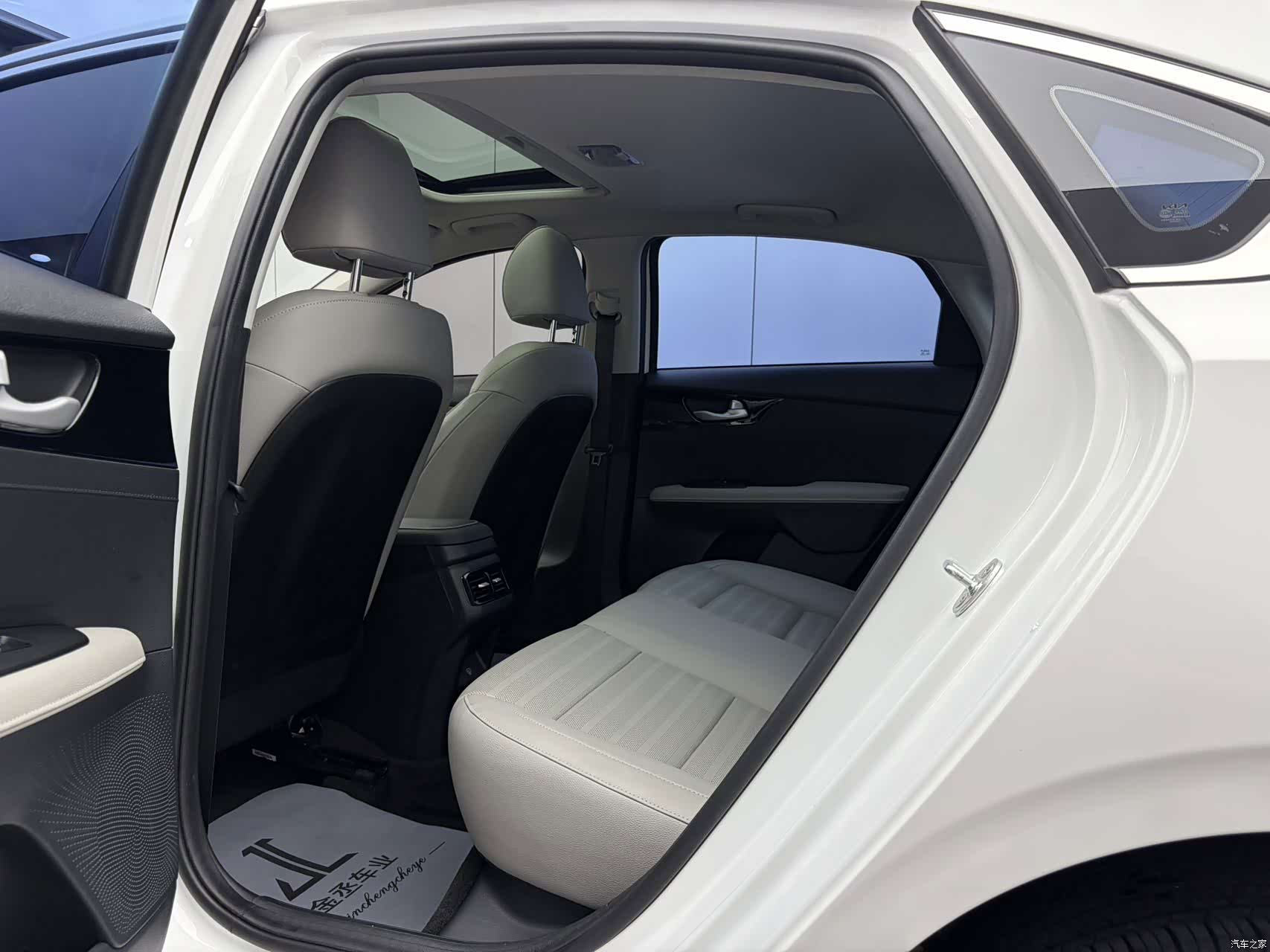 Kia K3, 2023 9