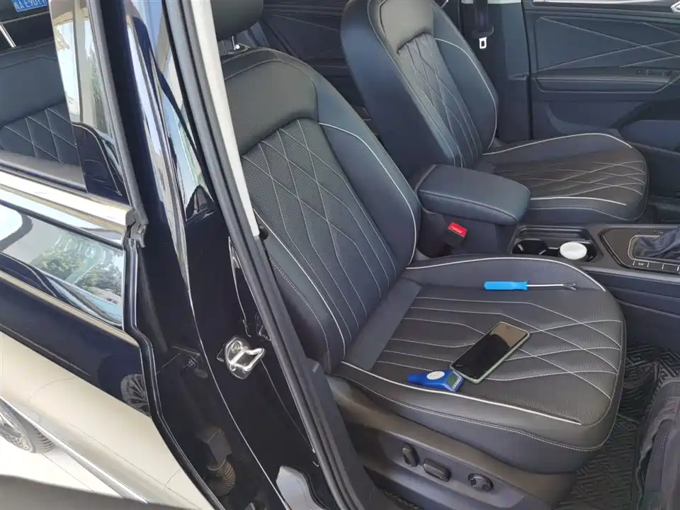 Volkswagen Tiguan L Volkswagen Tiguan L