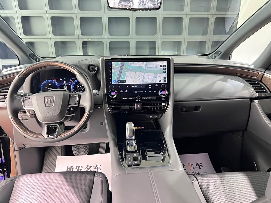 Toyota Vellfire 2024, фото 29