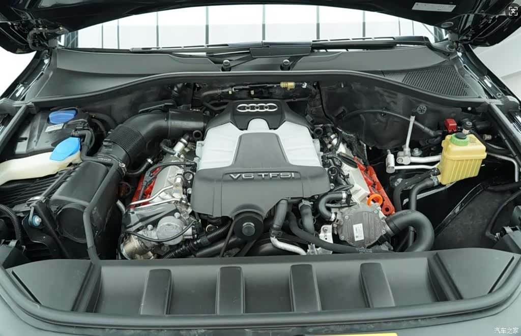 Audi Q7, 2011 28