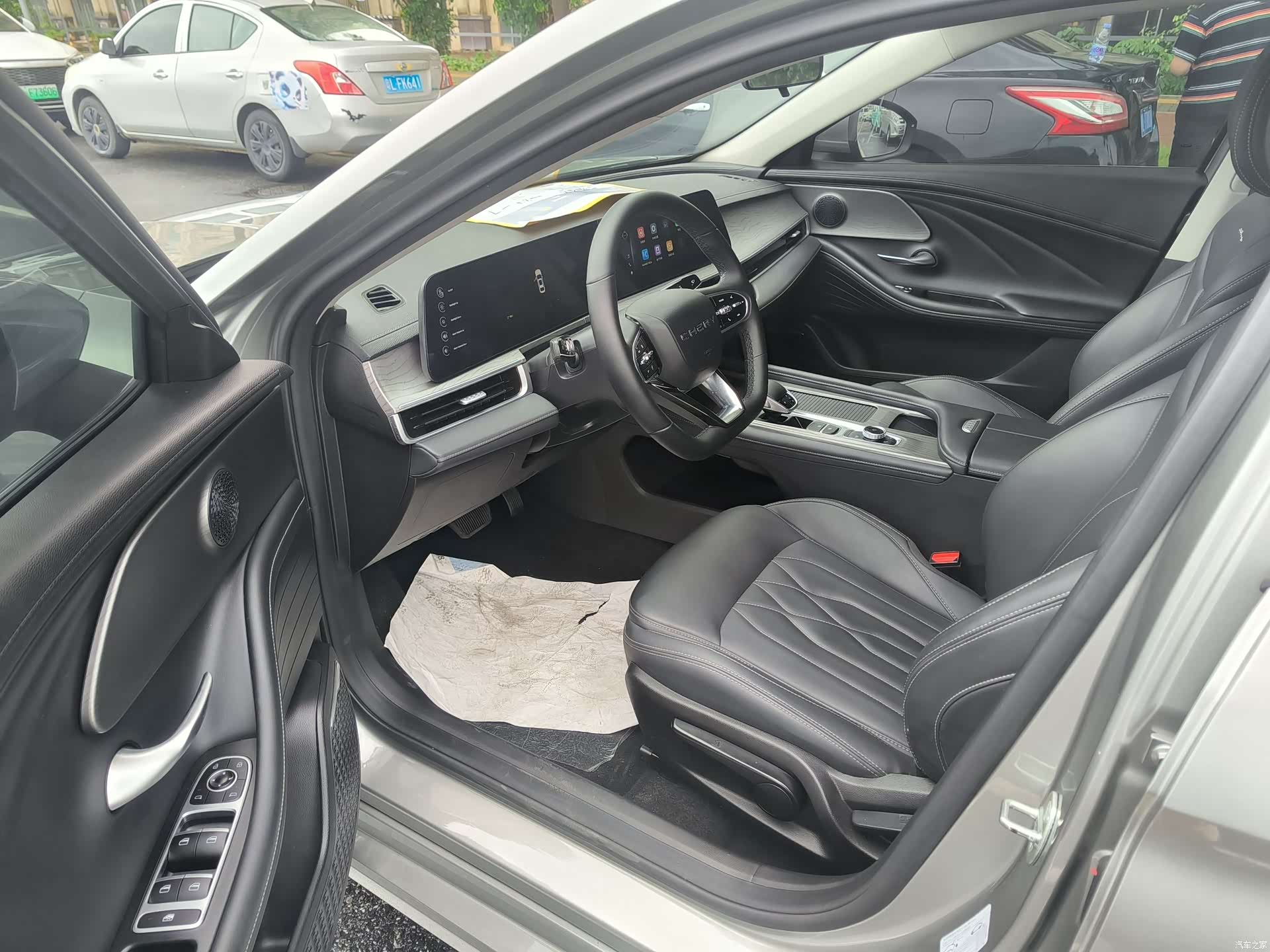 Chery Arrizo 8, 2024 4