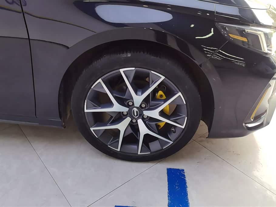 Trumpchi Shadow Leopard