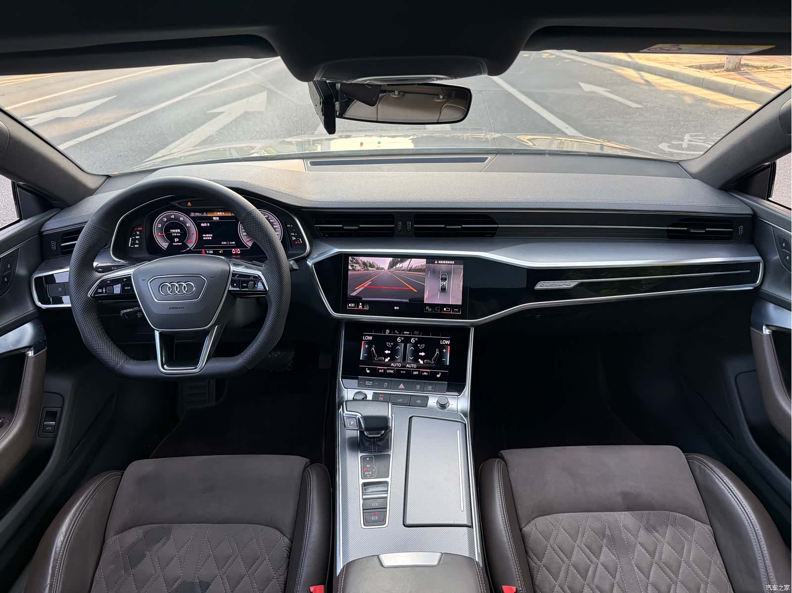 Audi A7L, 2023 все фото