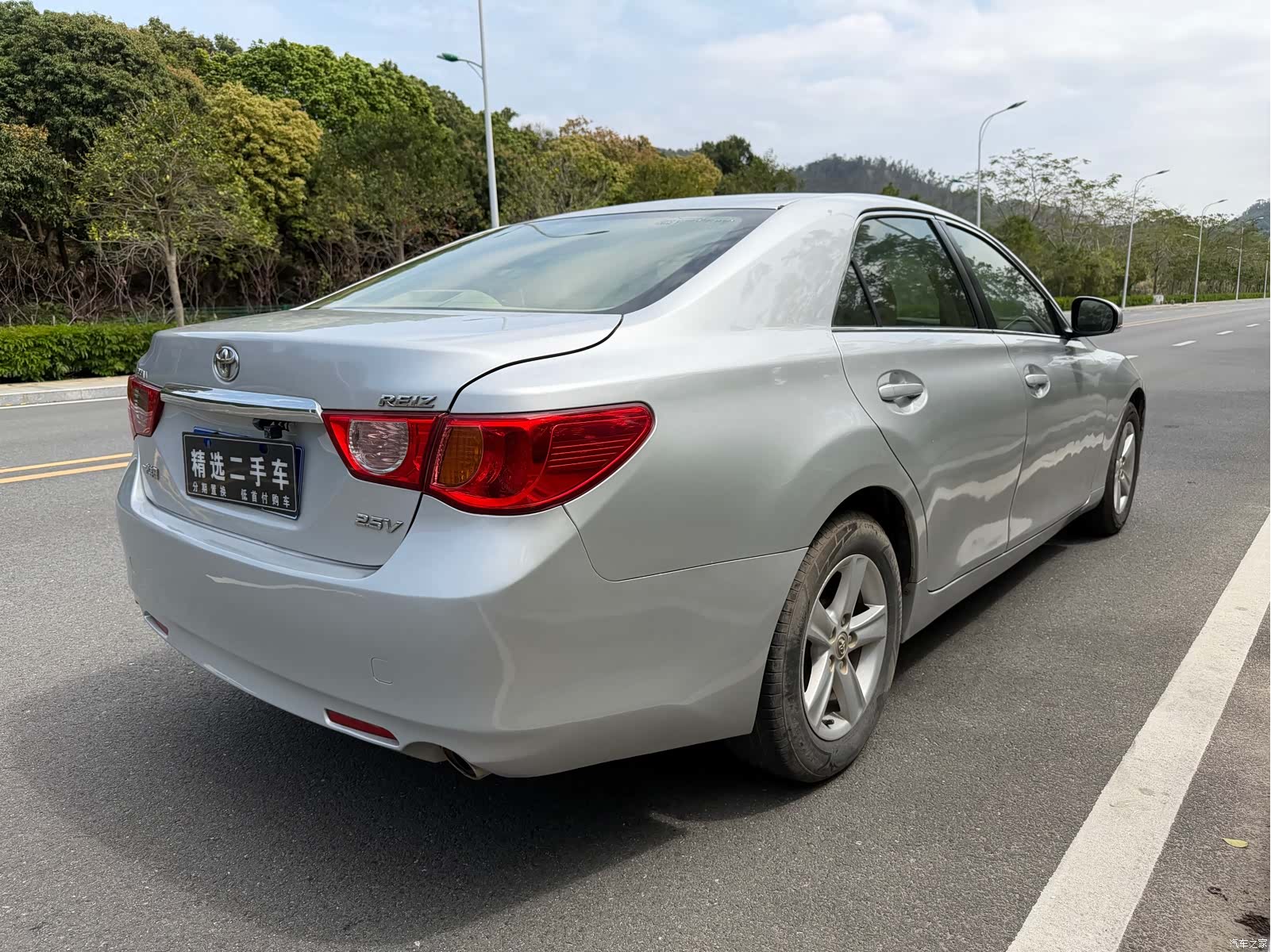Toyota 2.5V, 2012 все фото
