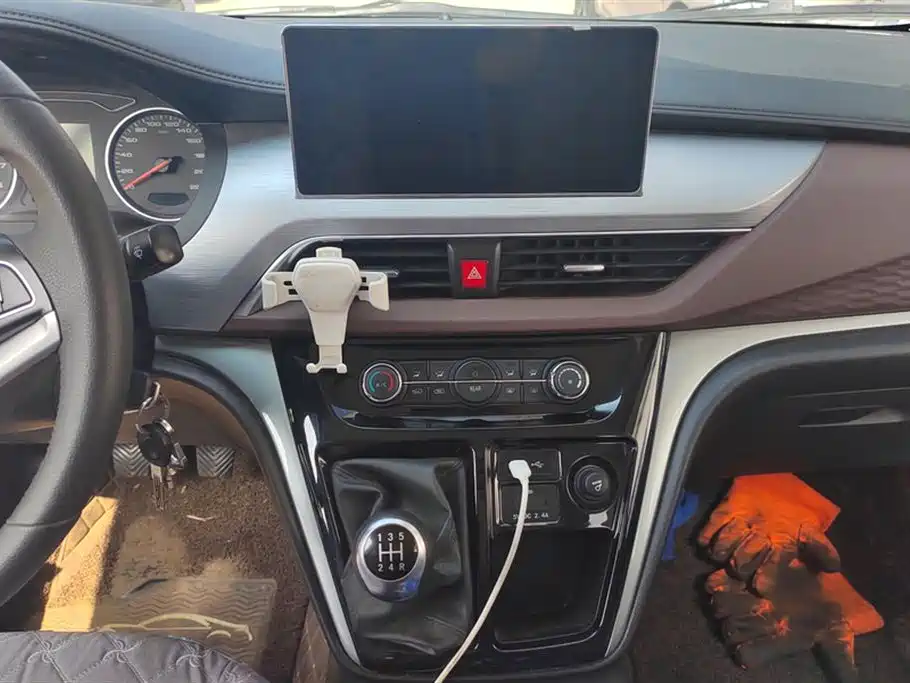 JAC Refine Ruifeng M3