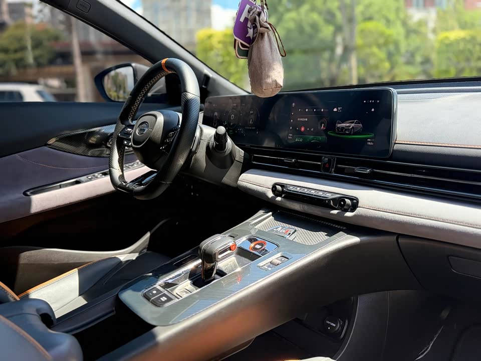 Trumpchi Shadow Leopard