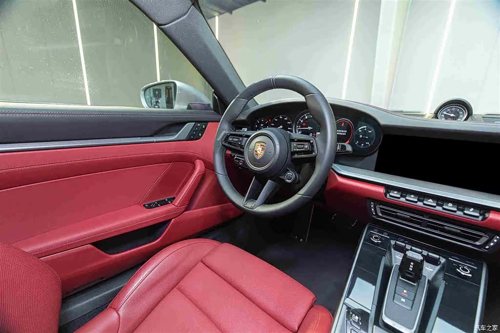 Porsche 911, 2022 15