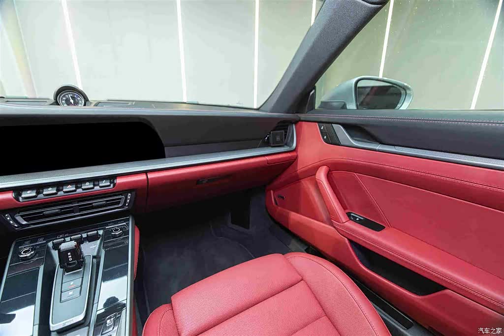 Porsche 911, 2022 16