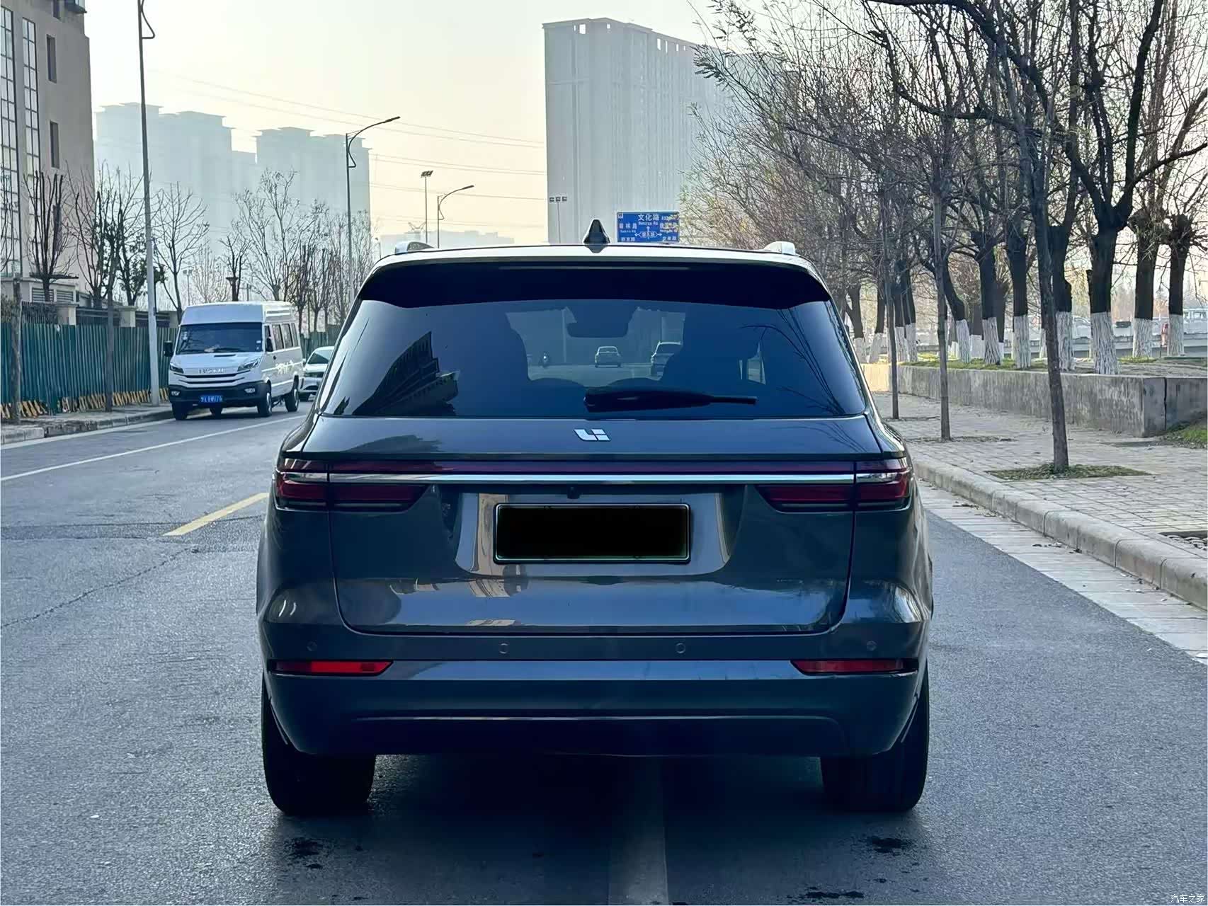 Li Auto ONE, 2023 3