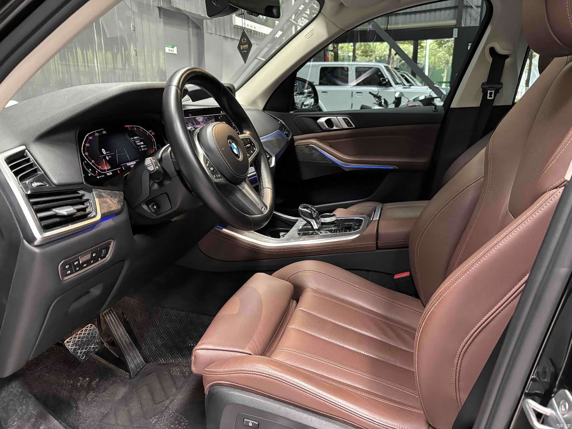 BMW X5, 2019 11