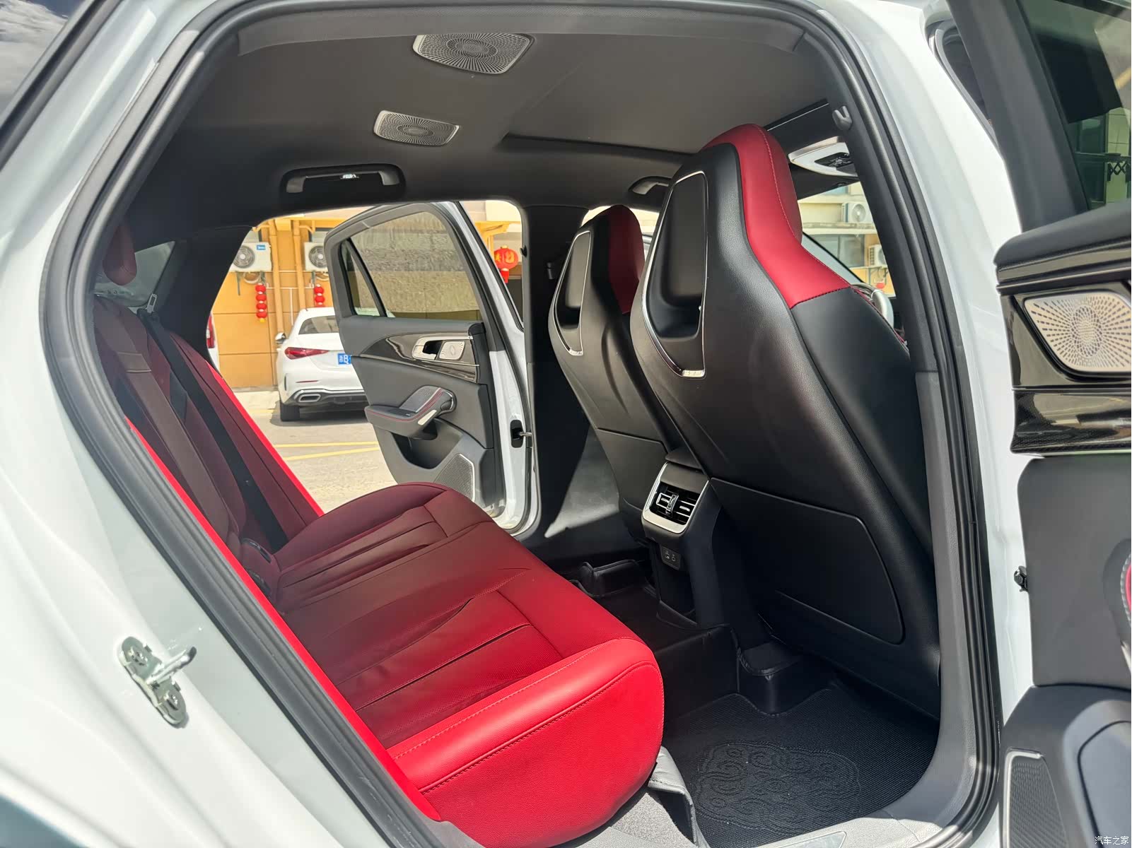 Hongqi H6, 2025 8