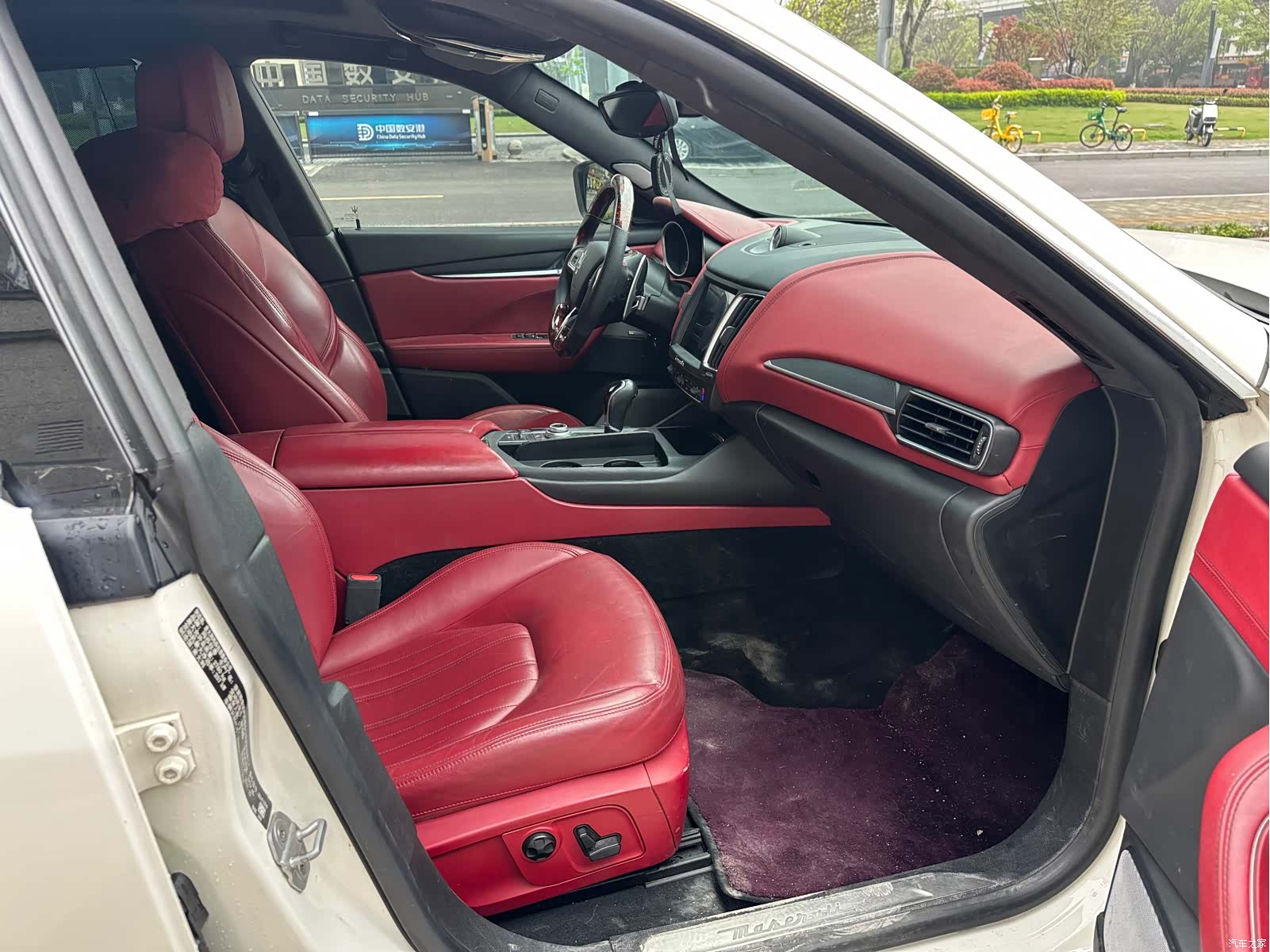 Maserati Levante, 2018 9