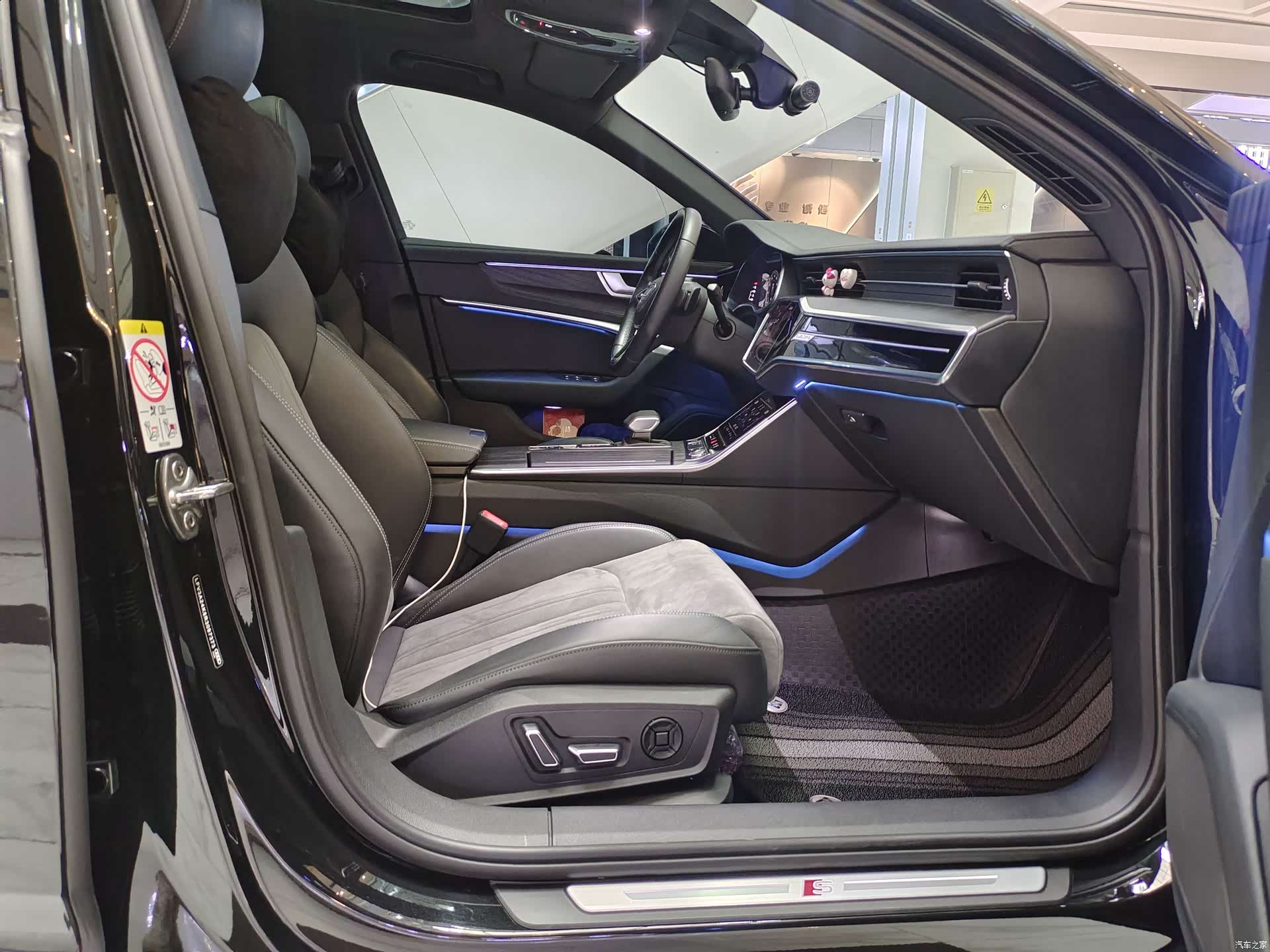 Audi A6L, 2024 20