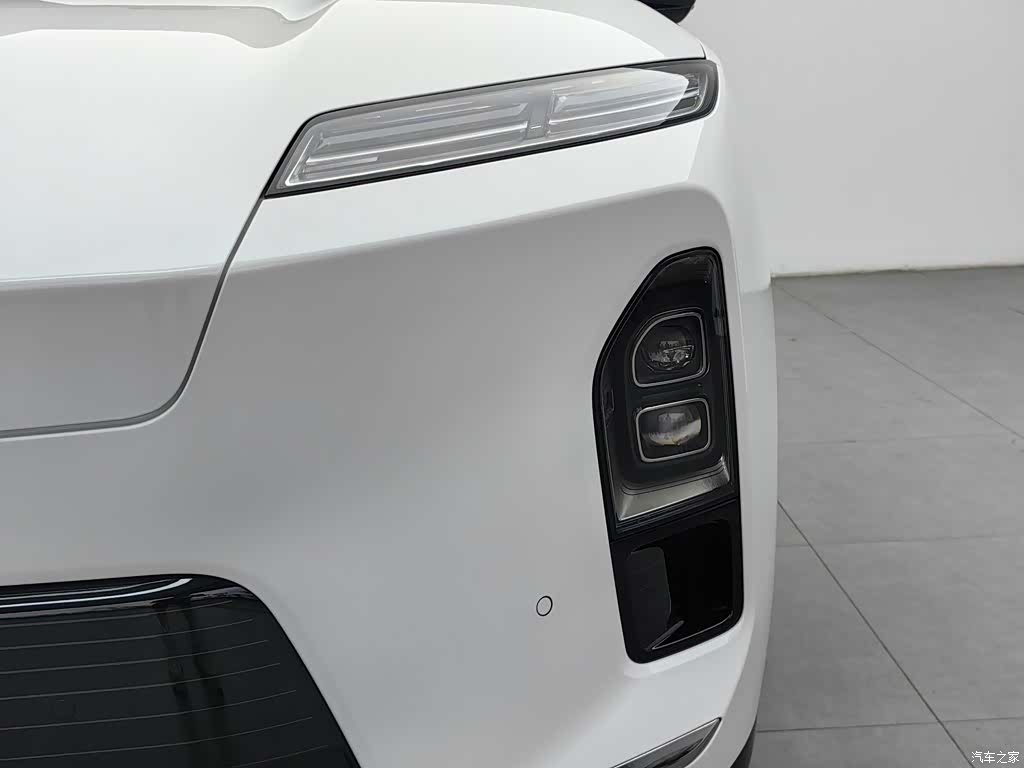 NIO ES8, 2026 7