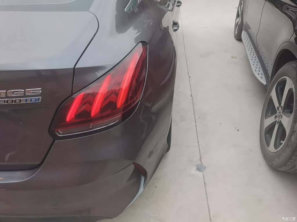 MG MG5, 2021 8