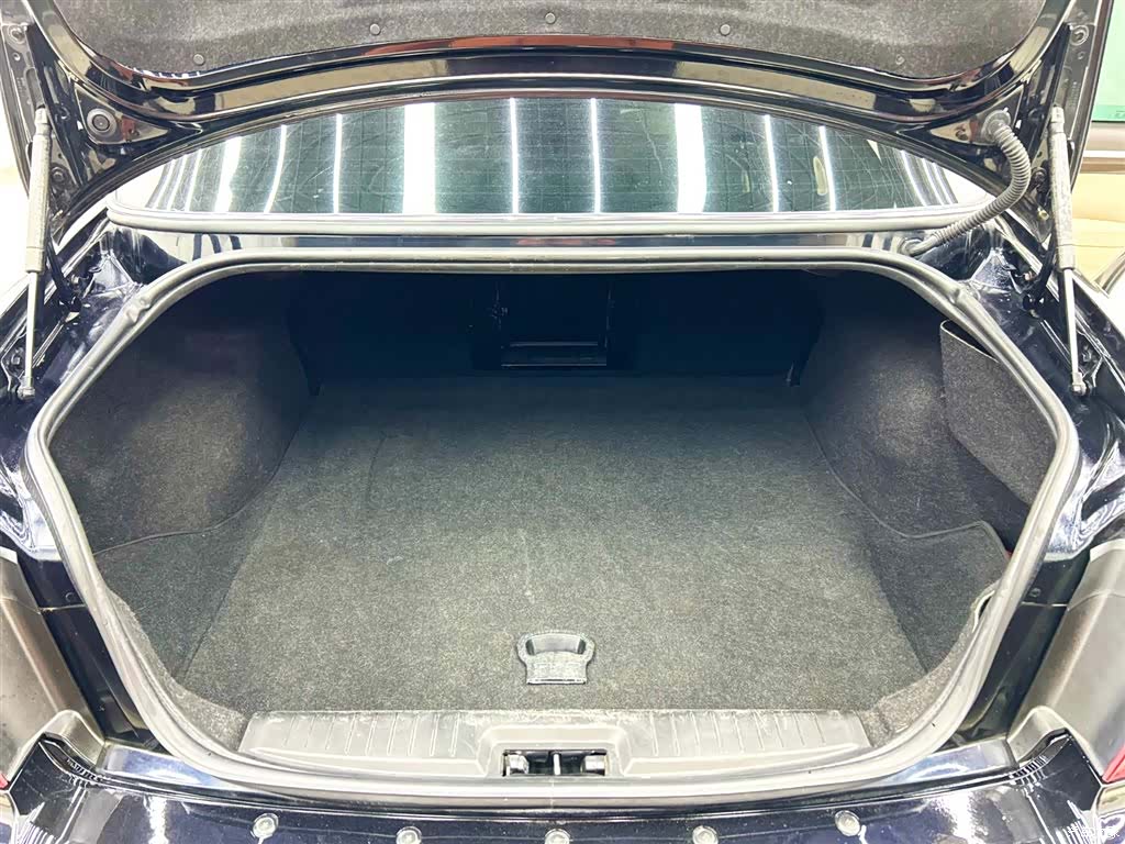 Roewe 750, 2014 19