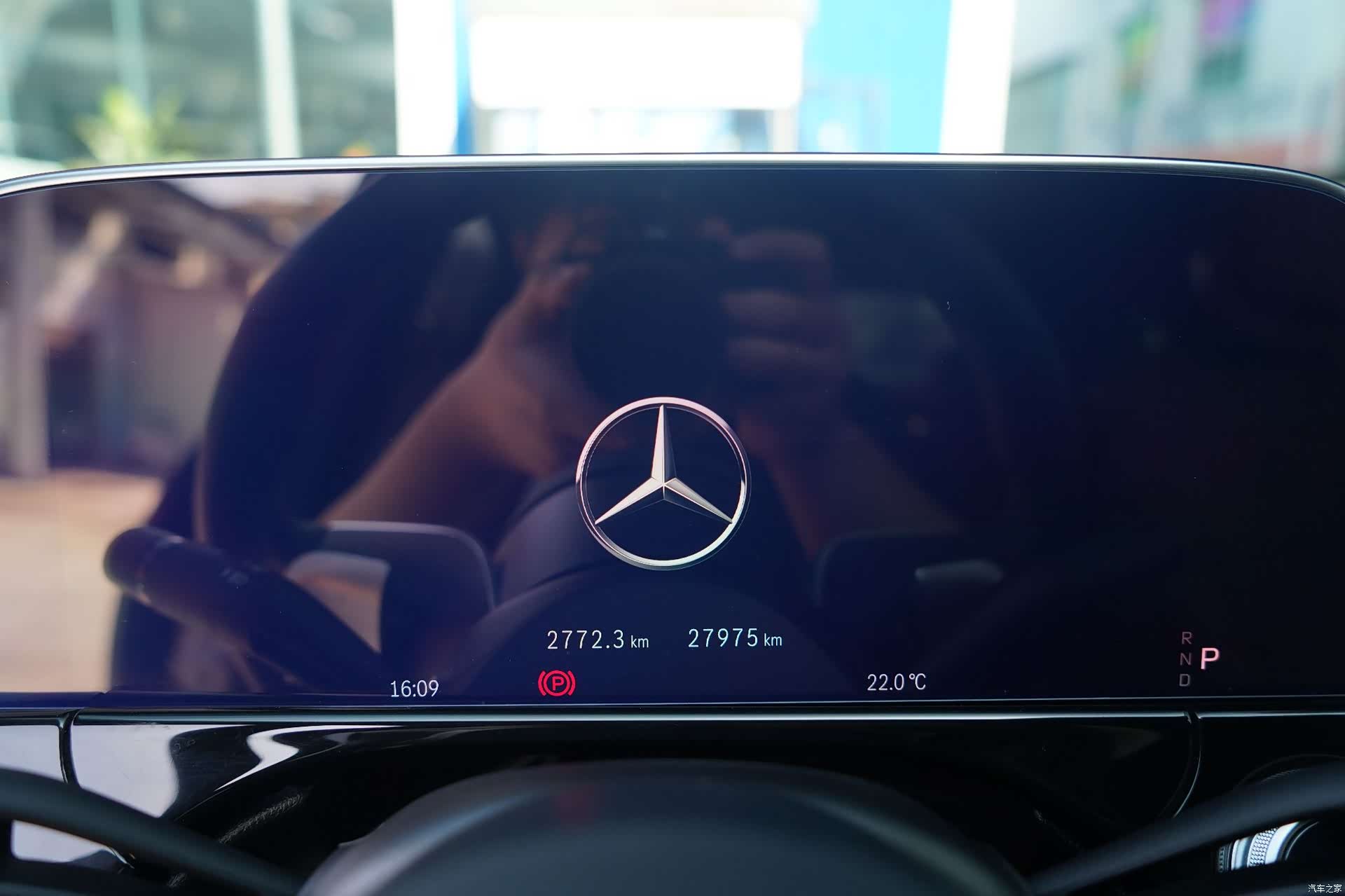 Mercedes-Benz E-Class, 2024 24