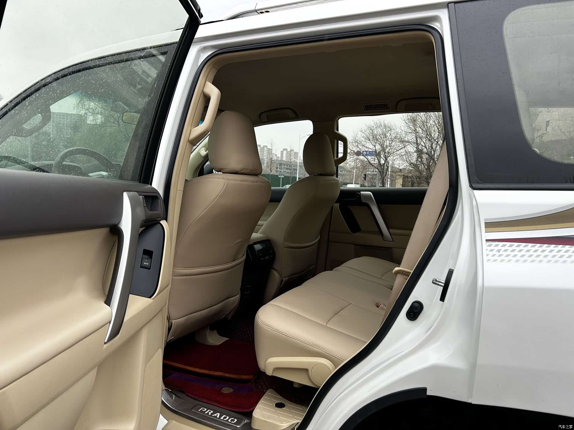 Toyota Prado, 2015 7