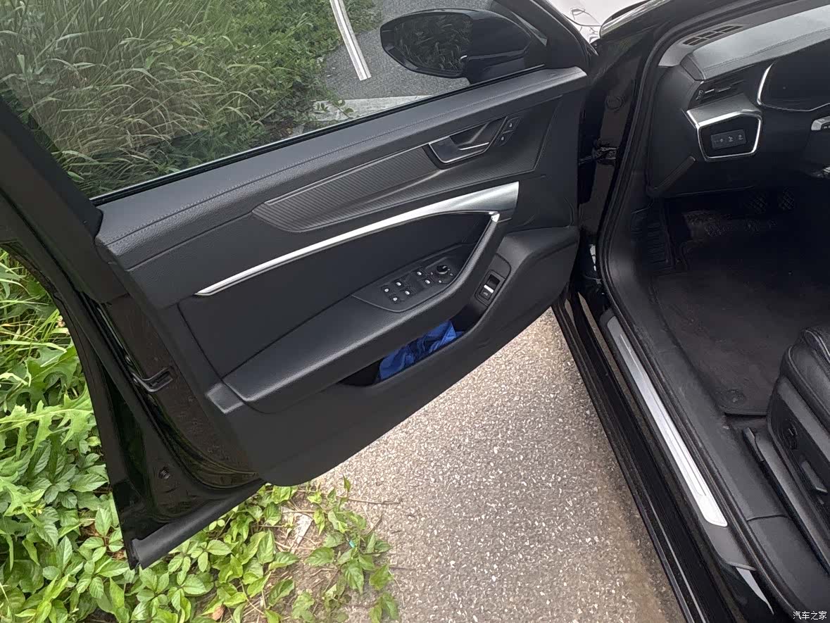 Audi A6L, 2019 8
