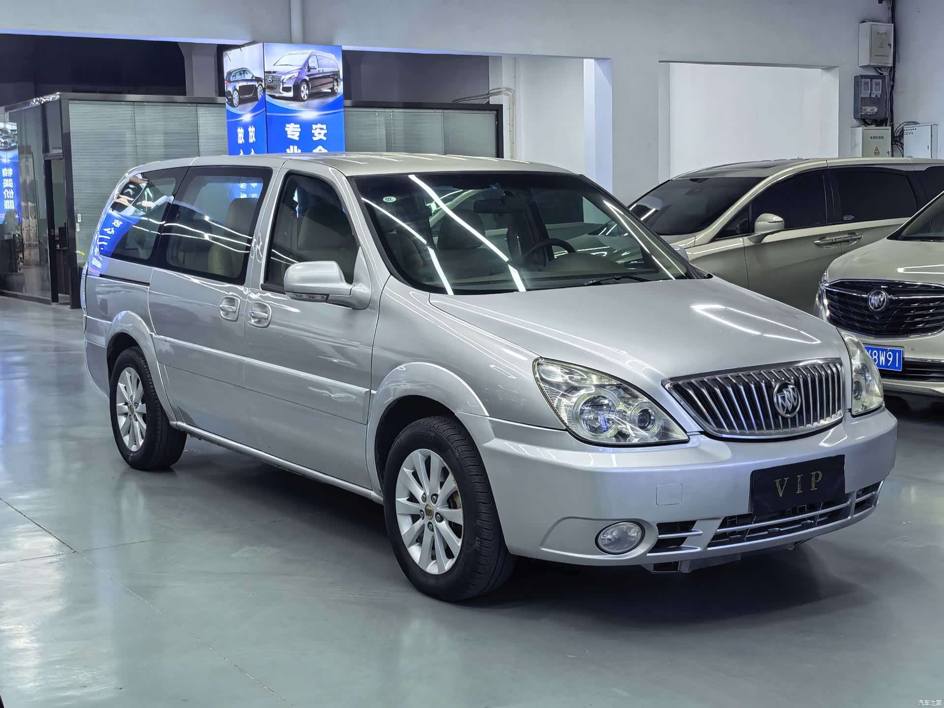 Buick GL8, 2014 2