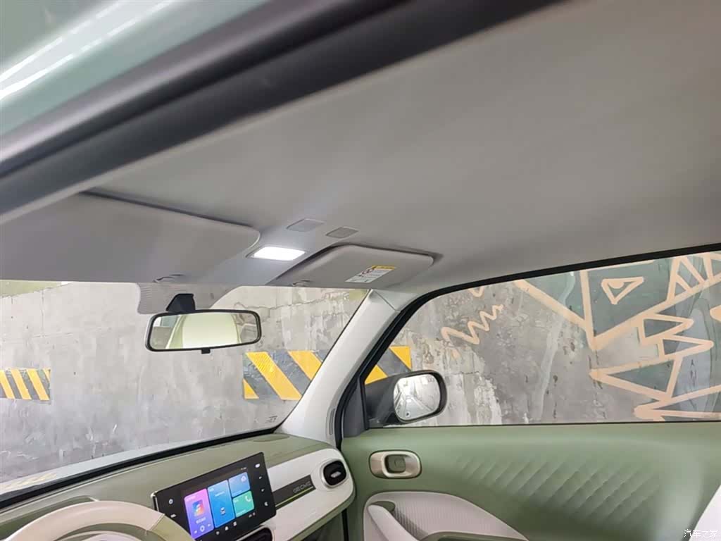 Geely Panda, 2025 18