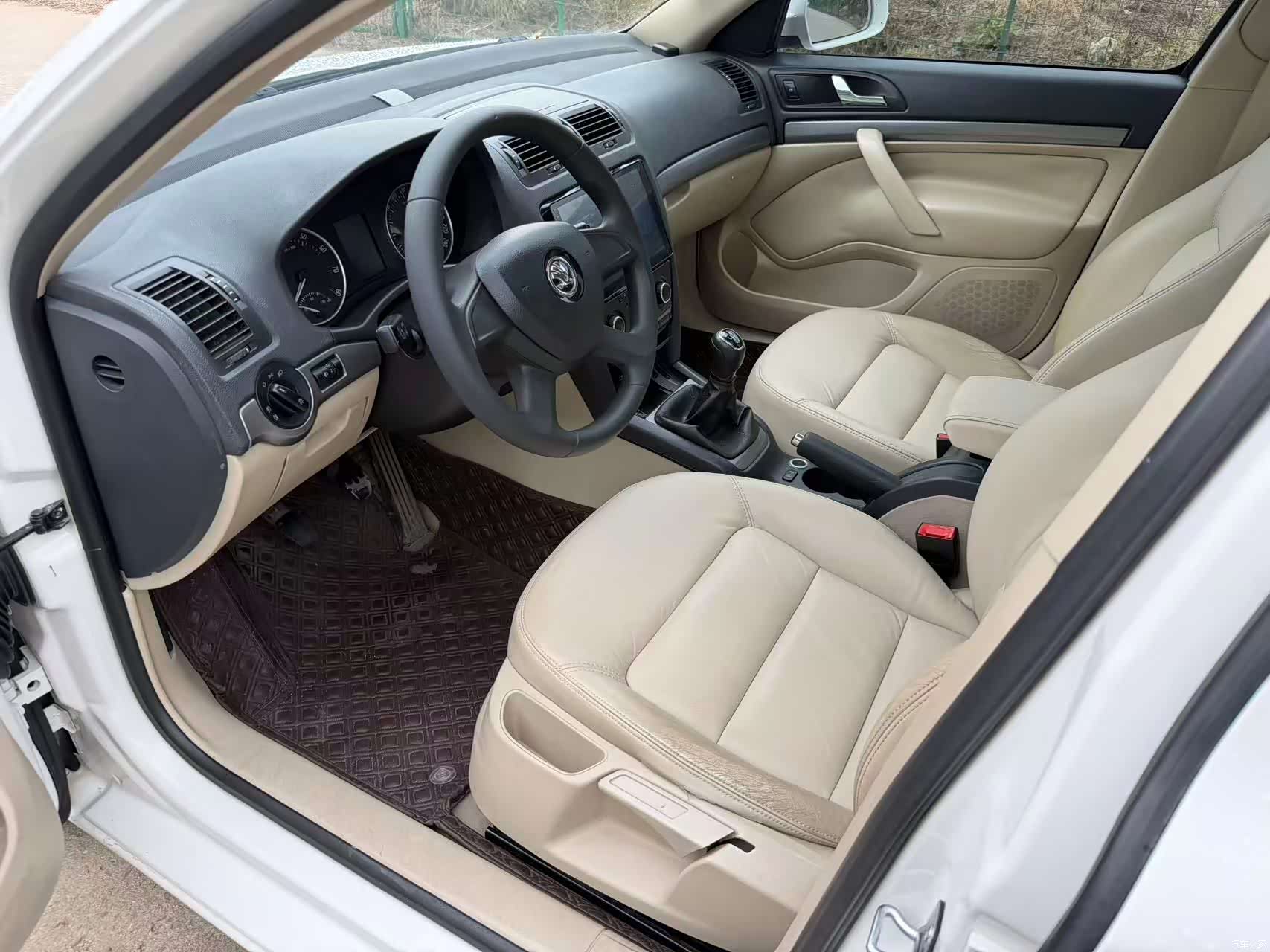 Skoda Octavia, 2015 6