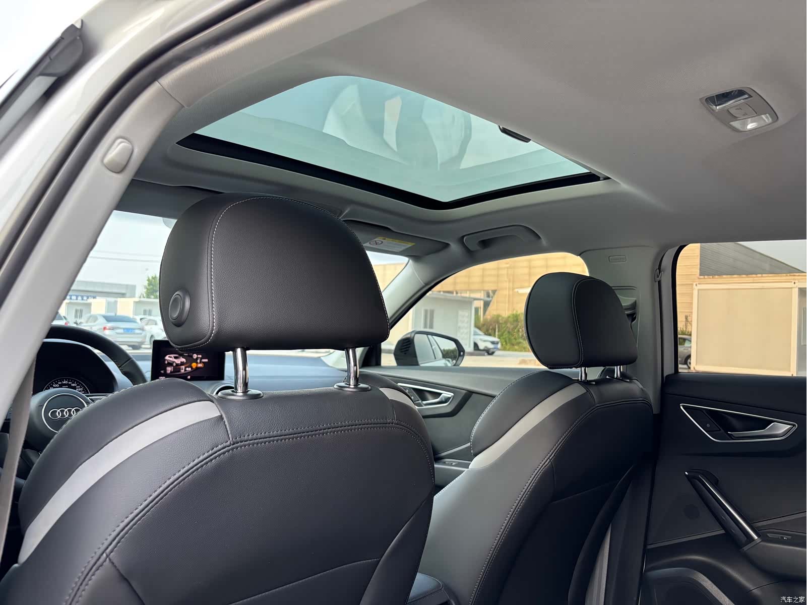 Audi Q2L, 2021 13