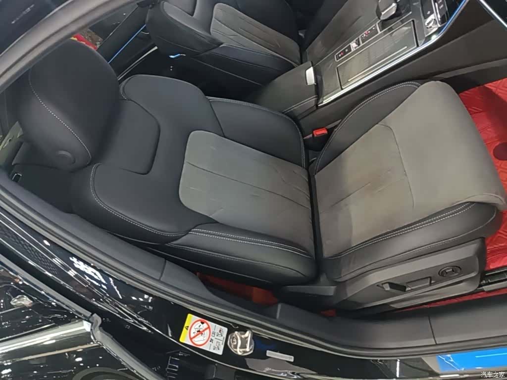 Audi A6L, 2020 25