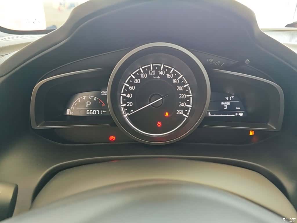 Mazda CX-4, 2018 12