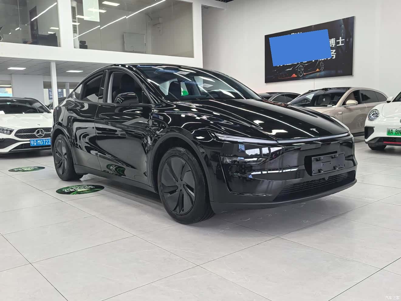 Tesla Model Y, 2025 3