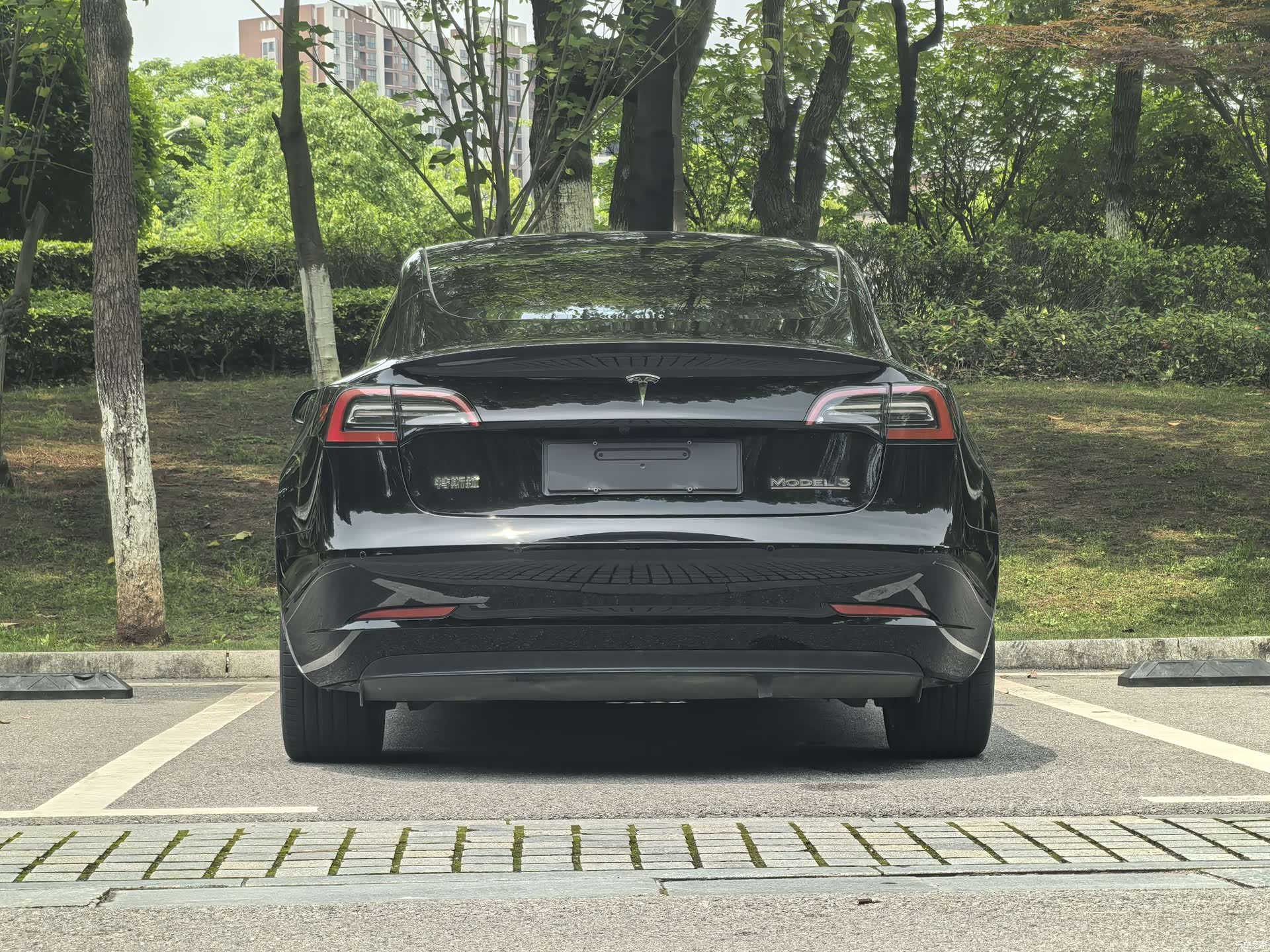 Tesla Model 3, 2022 14