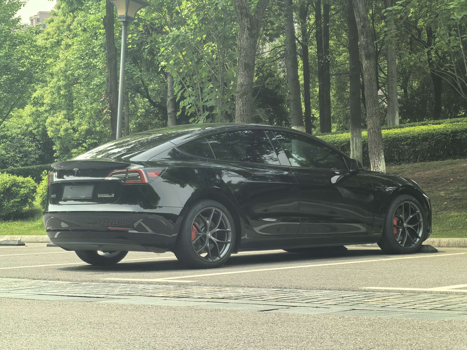 Tesla Model 3, 2022 15