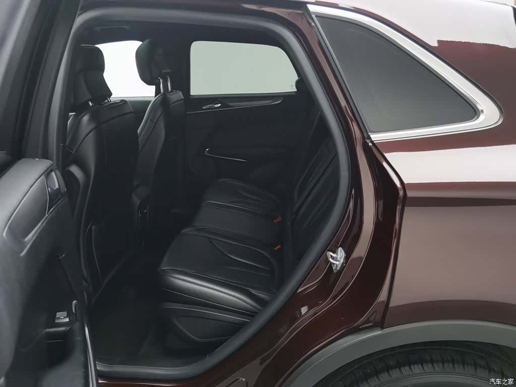 Lincoln MKC, 2019 15