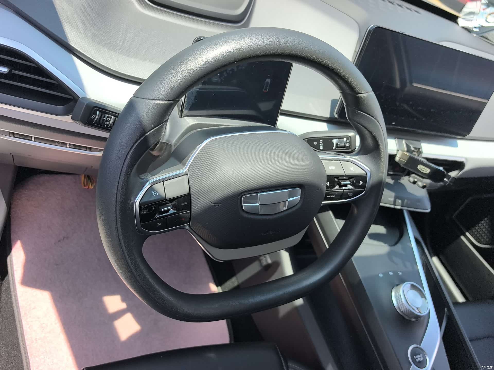 Geely A, 2022 14