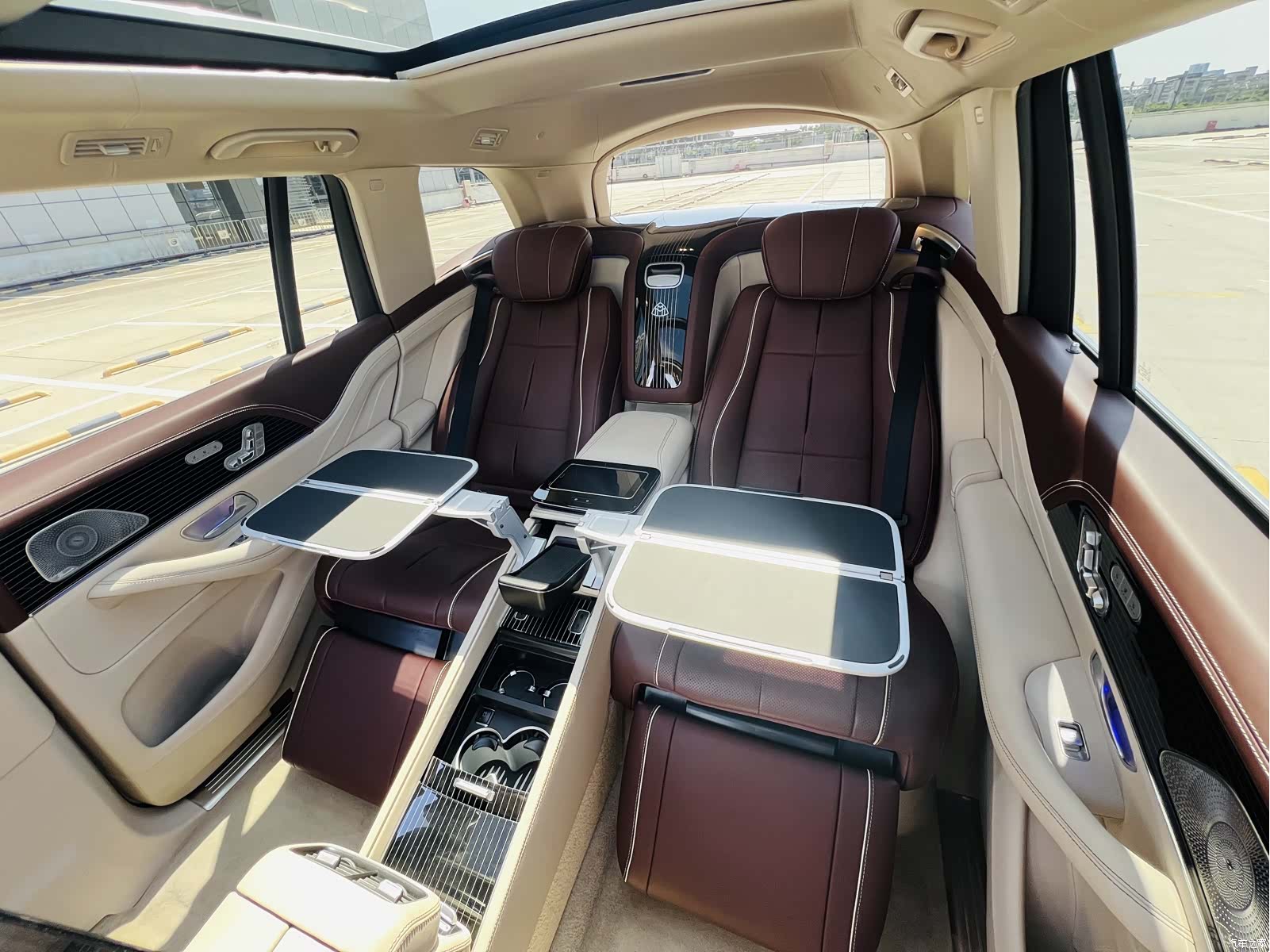 Mercedes-Benz GLS, 2023 11