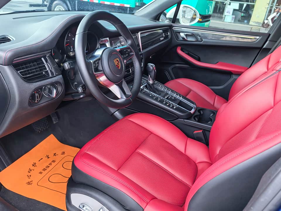 Porsche Macan Porsche Macan