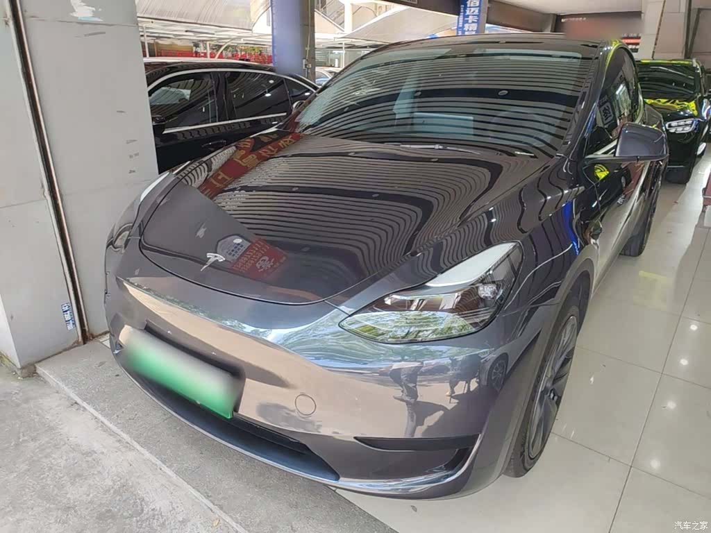 Tesla Model Y, 2024 2
