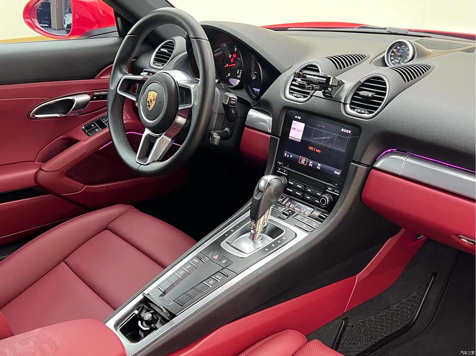 Porsche Cayman, 2018 21