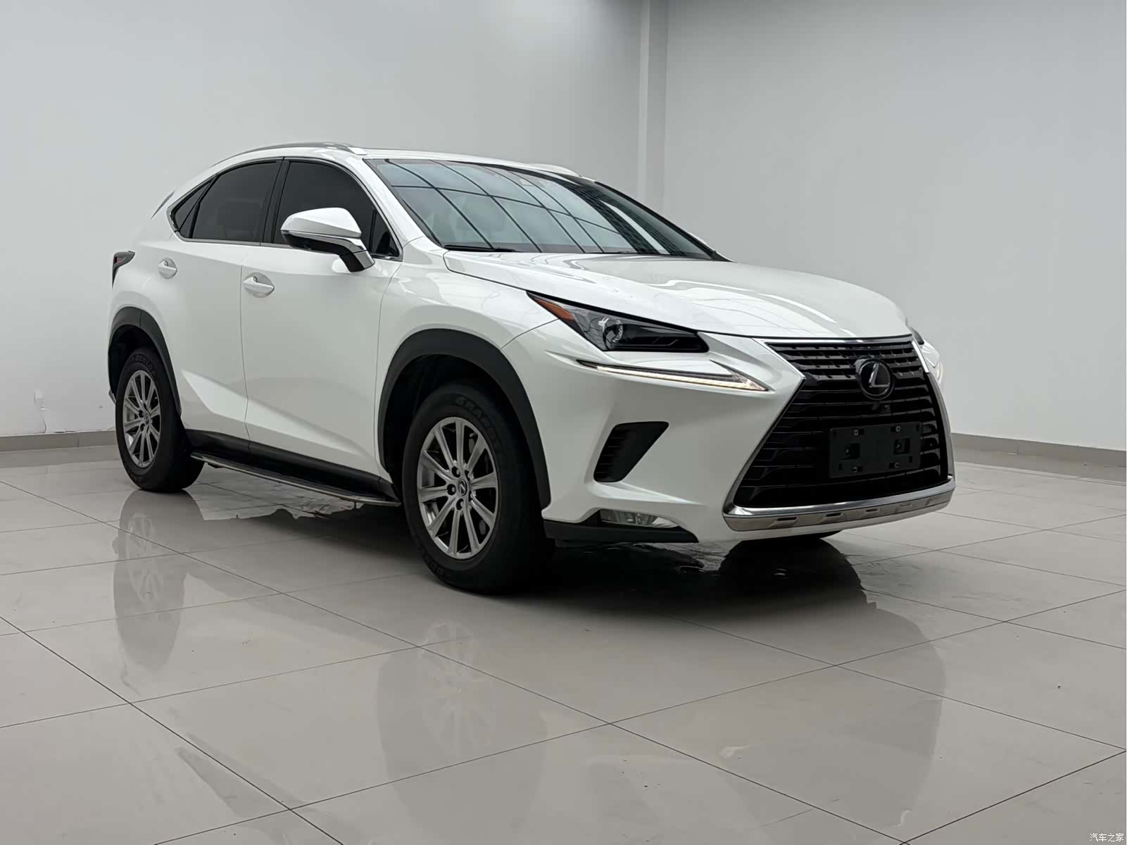 Lexus NX, 2021 2